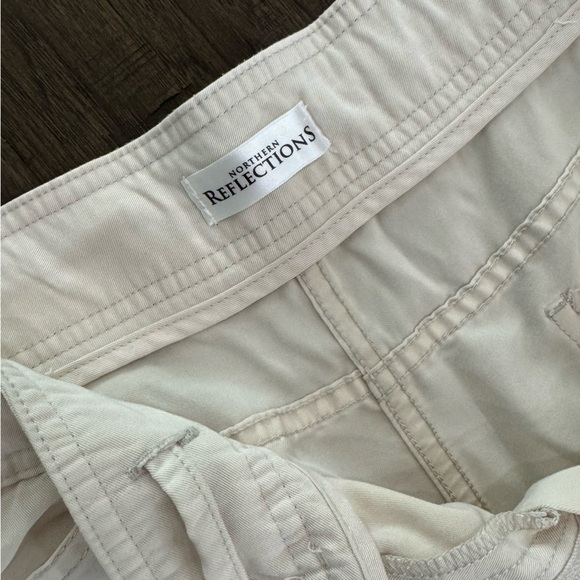 Northern Reflections Cropped Pants - Picture 5 of 10